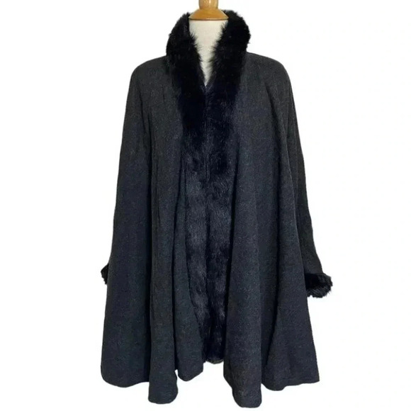 Martin Richard's Faux Fur Trim Cape Shawl Wrap Jacket Coat Charcoal Gray Elegant - Picture 1 of 10